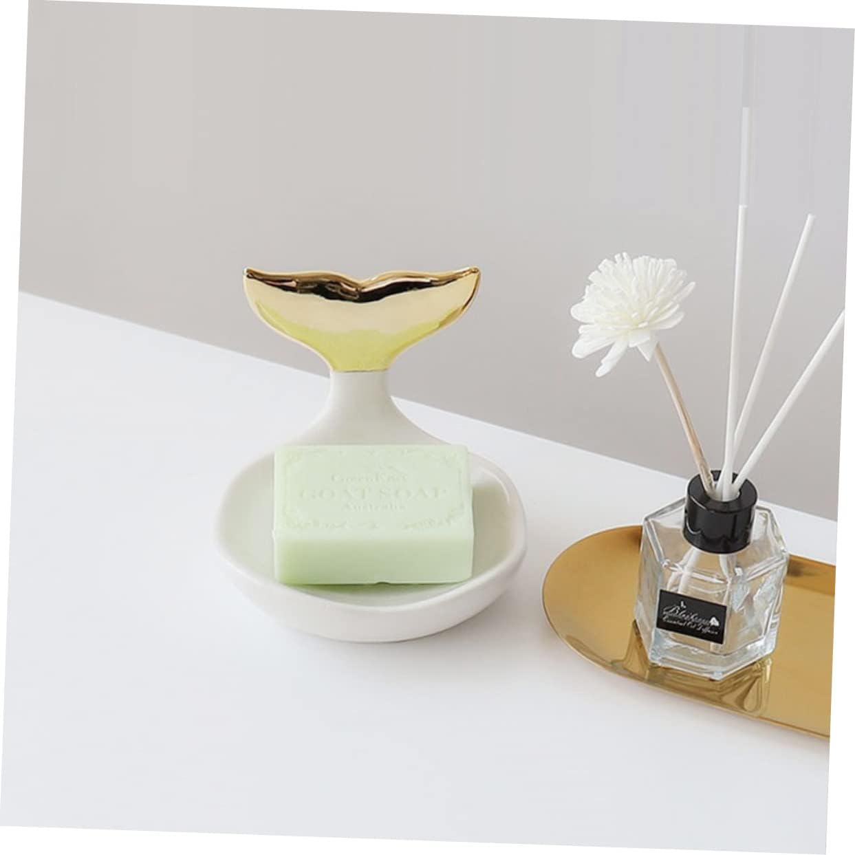 Healifty Modern Stylish Shaped Soap Holder for Bathroom Organization