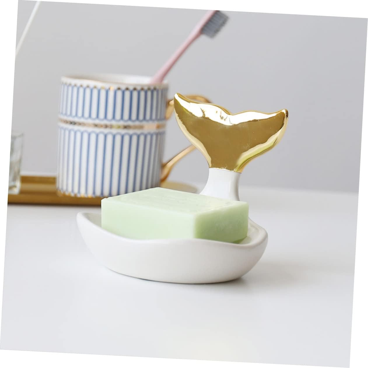 Modern JECOMPRIS Soap Holder Space-Saving Fishtail Design