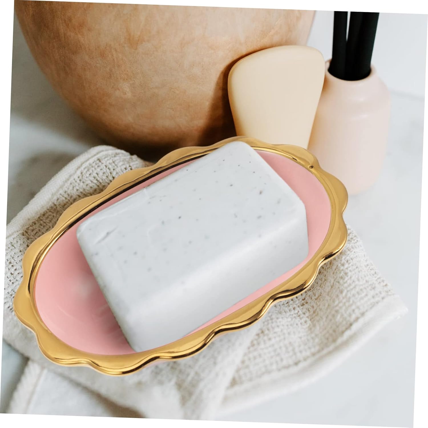 LIFKOME Elegant Ceramic Soap Tray with Lace Design