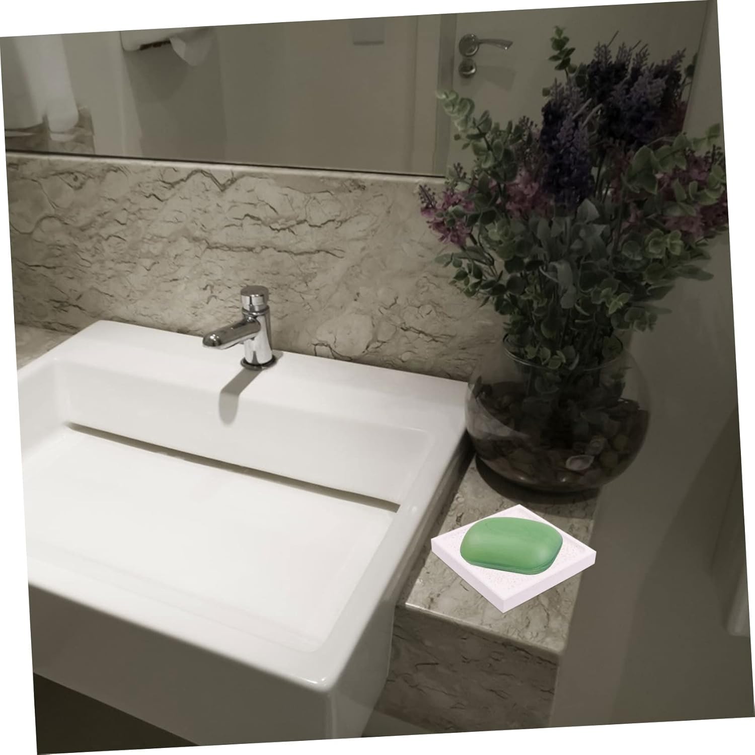 Stylish Diatomite Soap Dish Holder with Absorbent Material